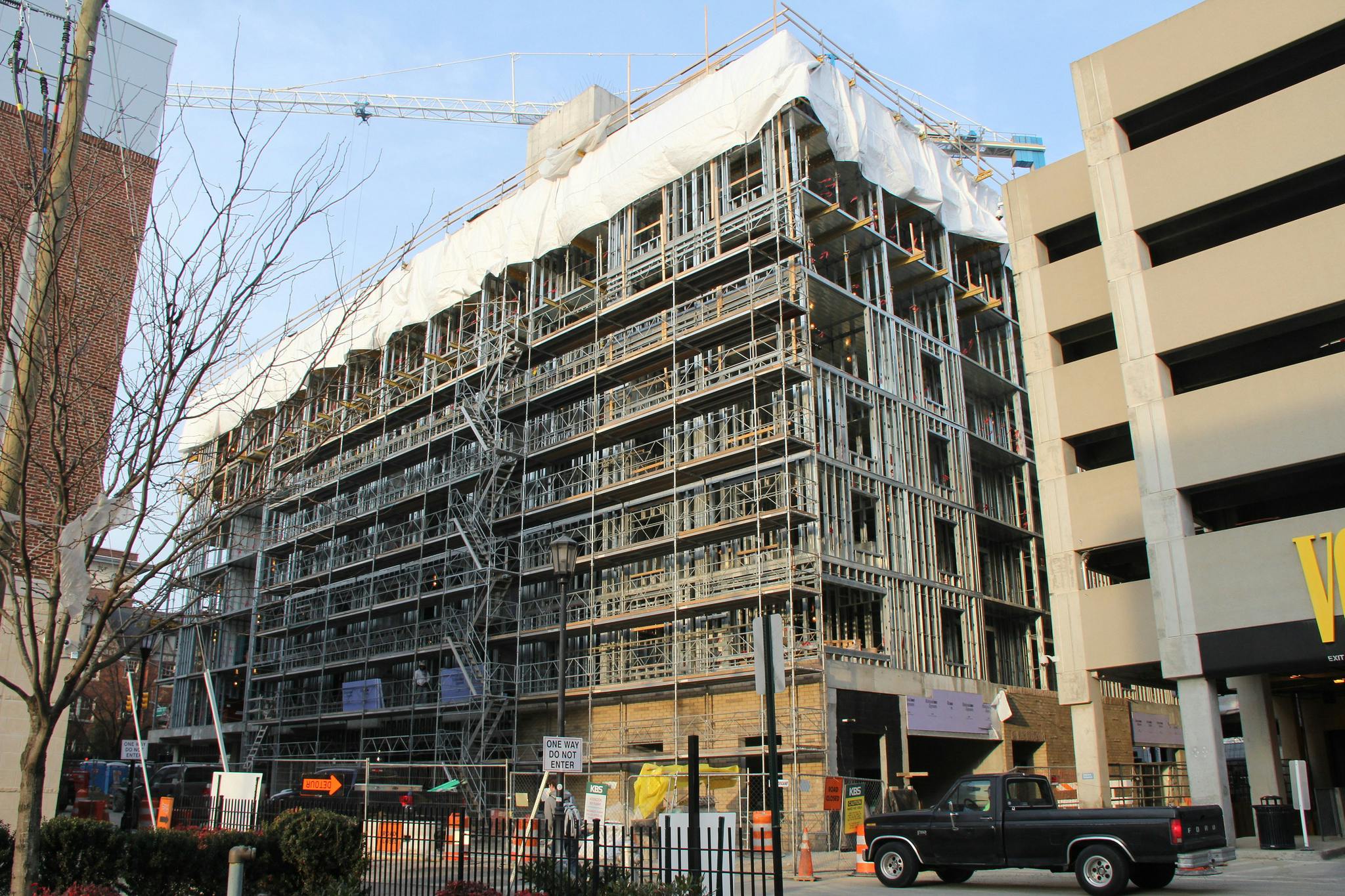 Data says completions in buildings with 50 or more units continues to climb square apartments richmond