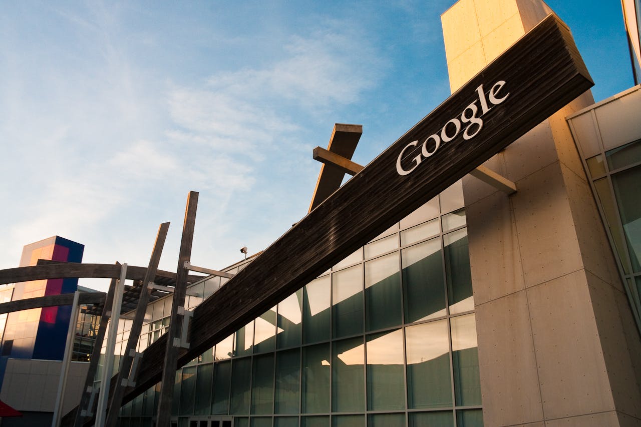 A new database sheds more light on building products&rsquo; content