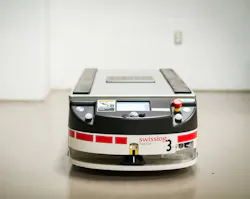 Toronto’s newest hospital employs 10 robots for moving food, supplies, and equipment Toronto’s newest hospital employs 10 robots for moving food, supplies, and equipment