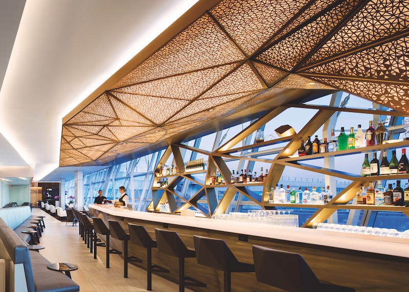 66fb129e46a023087e13c4e6 Etihadlanternceiling1