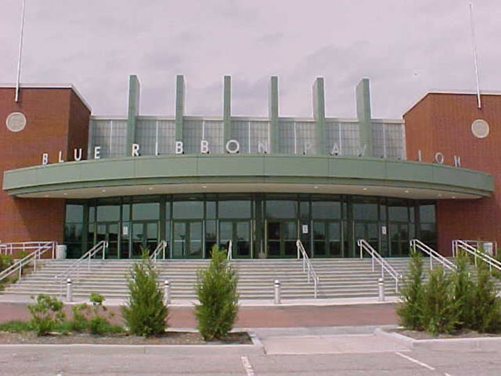 66fb12b0f503dd1509765325 Blue20ribbon20p1