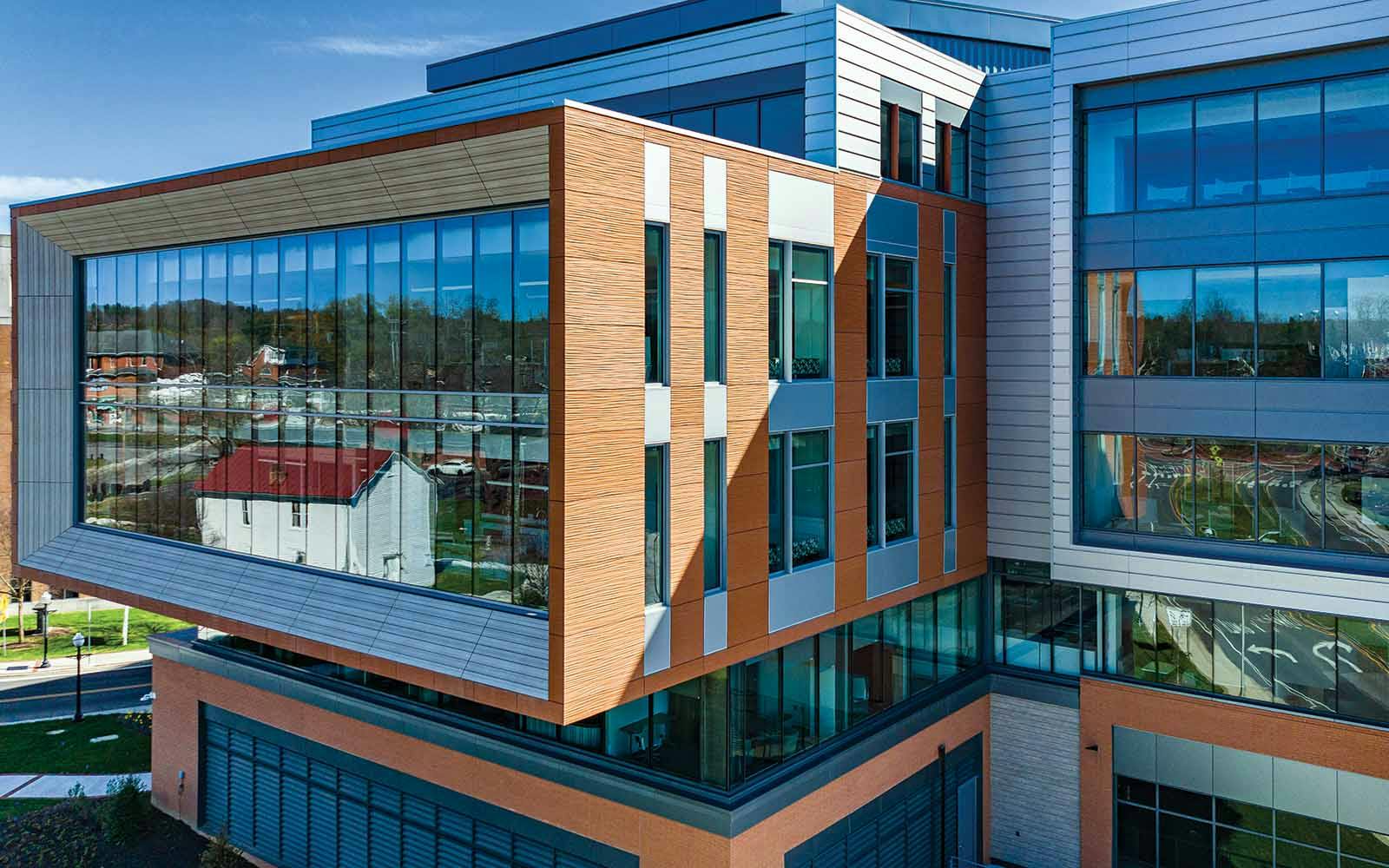 66fb1422816f26f8d2c39ed5 1600x1000kingspanvirginiatechgilbertplaceblacksbur