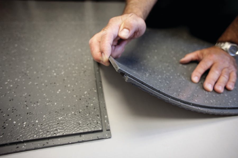 66fb164a691396200f4b9ee4 Slidelock Install1