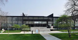 66fb16a46913965bbe4b9fe6 1024pxcrown Hall 1 66fb16a46913965bbe4b9fe6 1024pxcrown Hall 1