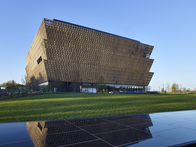 66fb16f5783cc91ec8d8013e Smithsonian20museum20uses20color20to20highlight20h