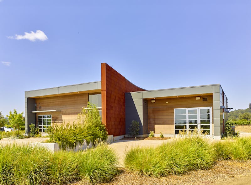 66fb17375230182d87076203 Jd145520metl20span20zialena20winery2021621720pano