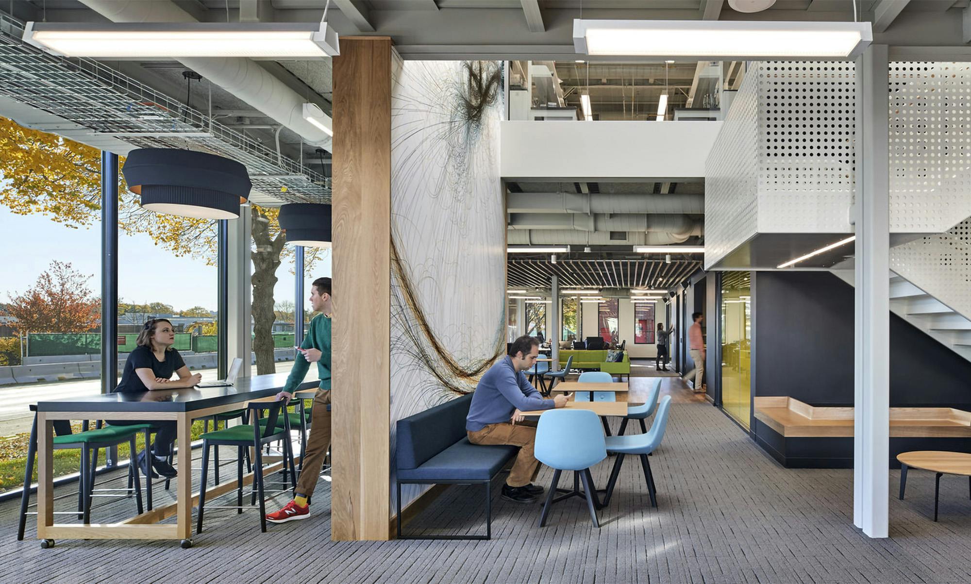 66fb17aaf503dd3f97765af1 04779 000 N22 Medium