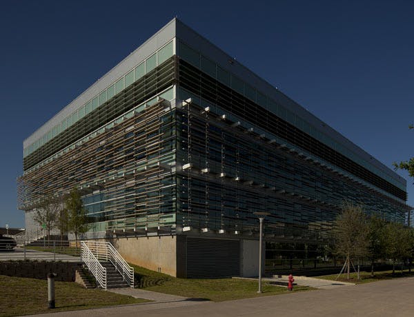 The University of Texas at Dallas new LEED Platinum Student Services Building, which was the recipient of this year's Innovatio
