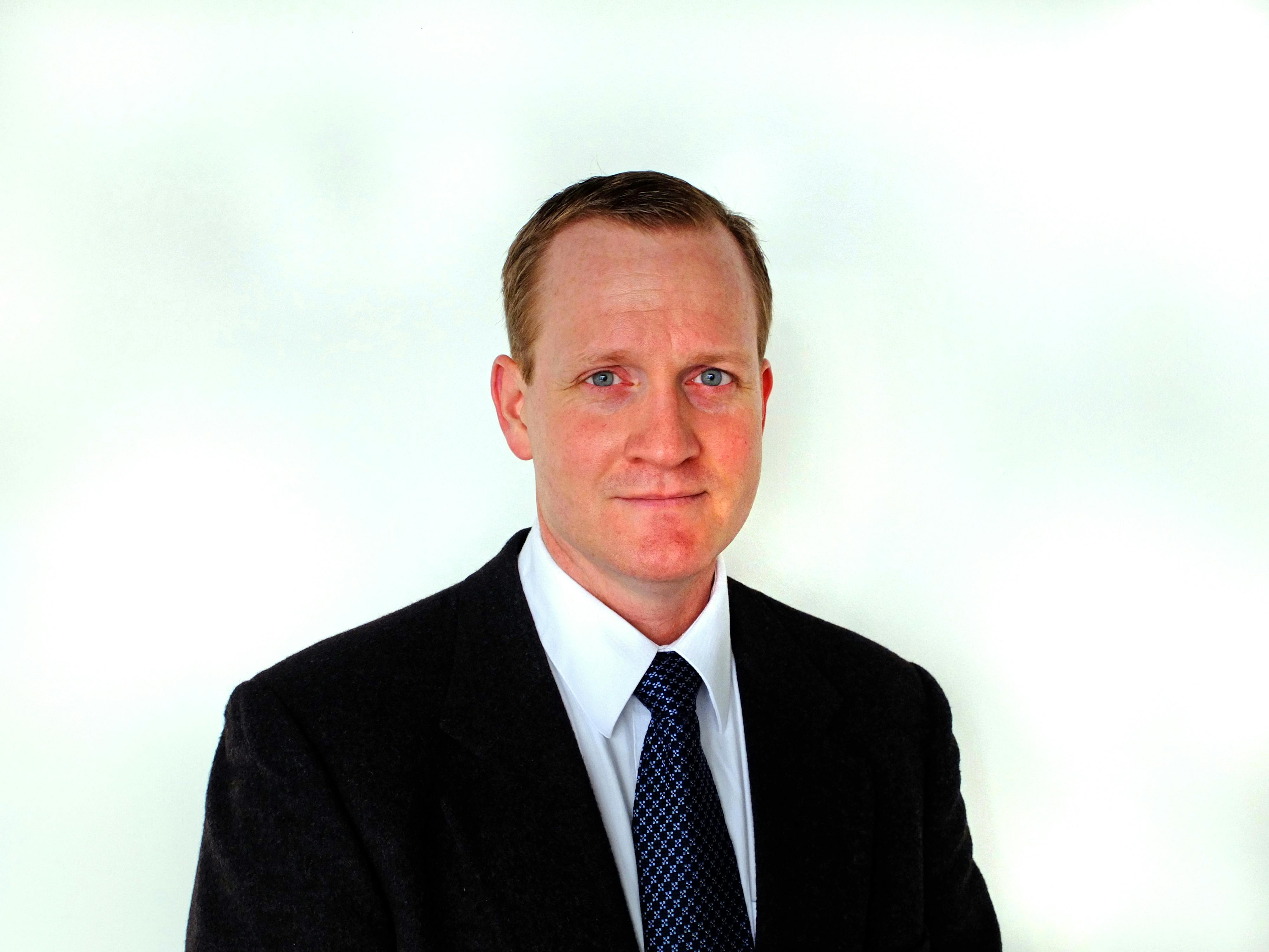 Nicholas Hyatt, Pe , S e