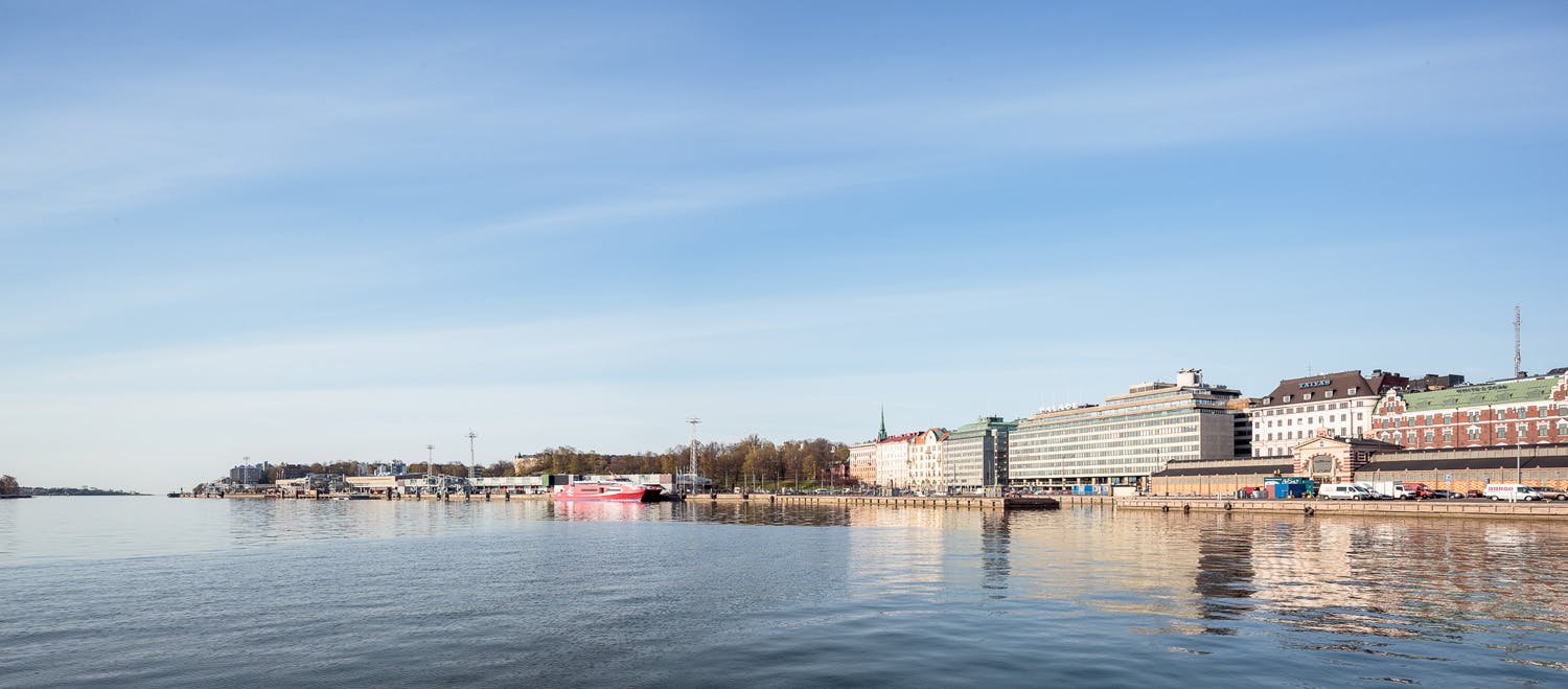 Waterfront view including the competition site from the Market Square, looking south. Photo: Tuomas Uusheimo