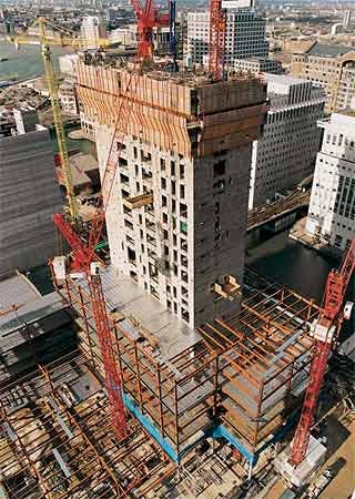 Photo Credit: Lord Mauleverer, Wikimedia Commons