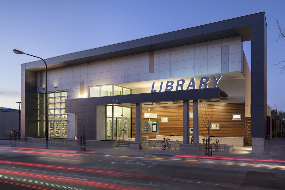 Berkeley&rsquo;s West Branch Library generates more energy than it uses