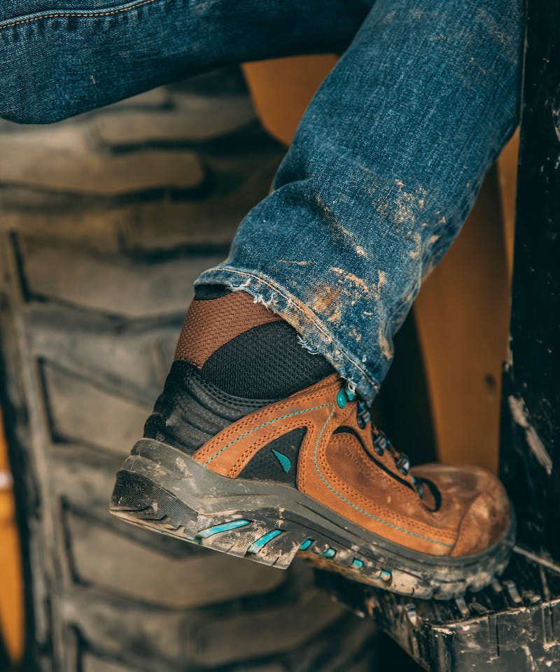 66fb218c783cc9e09dd81280 Rw Tradeswoman20action20shot203