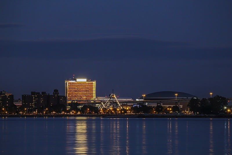 66fb2198b39887c7760ff2b4 Buffalo 0