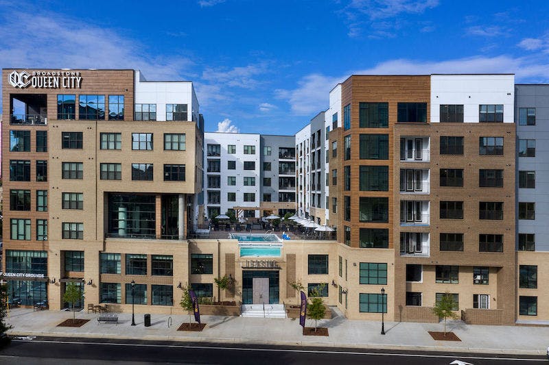 66fb22572ac3a58d3019a0dd Broadstone Queencity 035