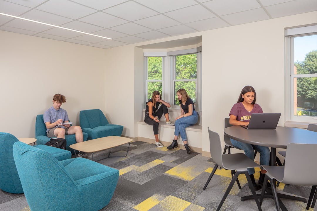 66fb22de783cc985b2d81532 Umn20pioneer20hall