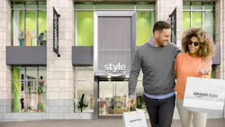 Amazon Style retail store concept, Amazon redefines the fashion store Amazon Style retail store concept, Amazon redefines the fashion store