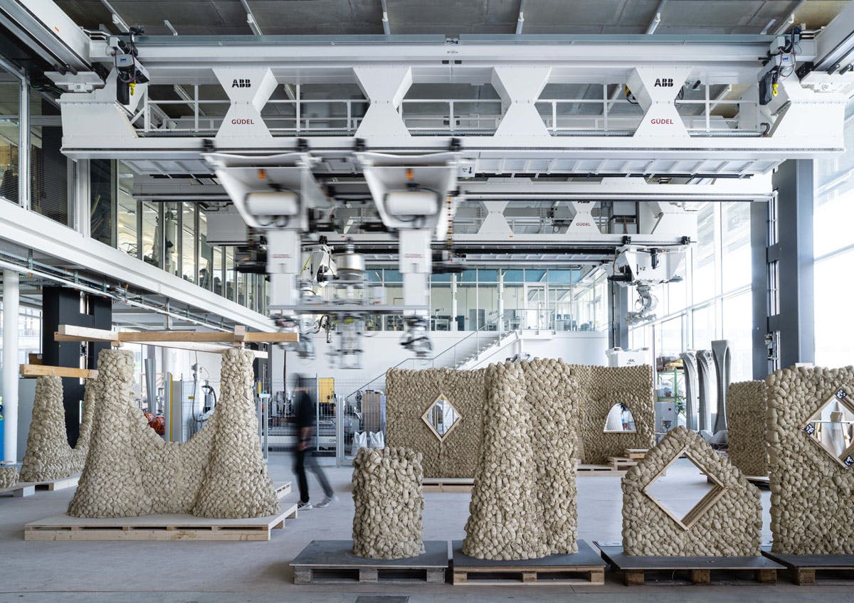 Swiss researchers develop robotic additive manufacturing method that uses earth-based materials&mdash;and not cement