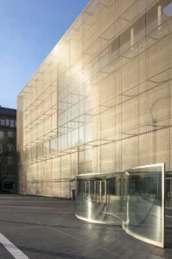 Gkd Metallgewebe Als Moderator Zwischen Innen Und Au%c3%9 Fenwelt 03 250x375%20%282%29 Gkd Metallgewebe Als Moderator Zwischen Innen Und Au%c3%9 Fenwelt 03 250x375%20%282%29