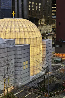 St.Nicholas Greek Orthodox Church and National Shrine Pentellic marble illuminated at dusk Photo(s) © Alan Karchmer for Santiago Calatrava St.Nicholas Greek Orthodox Church and National Shrine Pentellic marble illuminated at dusk Photo(s) © Alan Karchmer for Santiago Calatrava