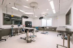 A Surgery Suite In The Animal Emergency & Referral Center In Oakdale, Minn A Surgery Suite In The Animal Emergency & Referral Center In Oakdale, Minn