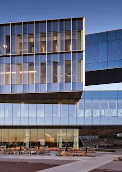 Des Moines University Medicine and Health Sciences opens a new 88-acre campus, Photo: Michael Robinson Photography, courtesy RDG Planning & Design Des Moines University Medicine and Health Sciences opens a new 88-acre campus, Photo: Michael Robinson Photography, courtesy RDG Planning & Design