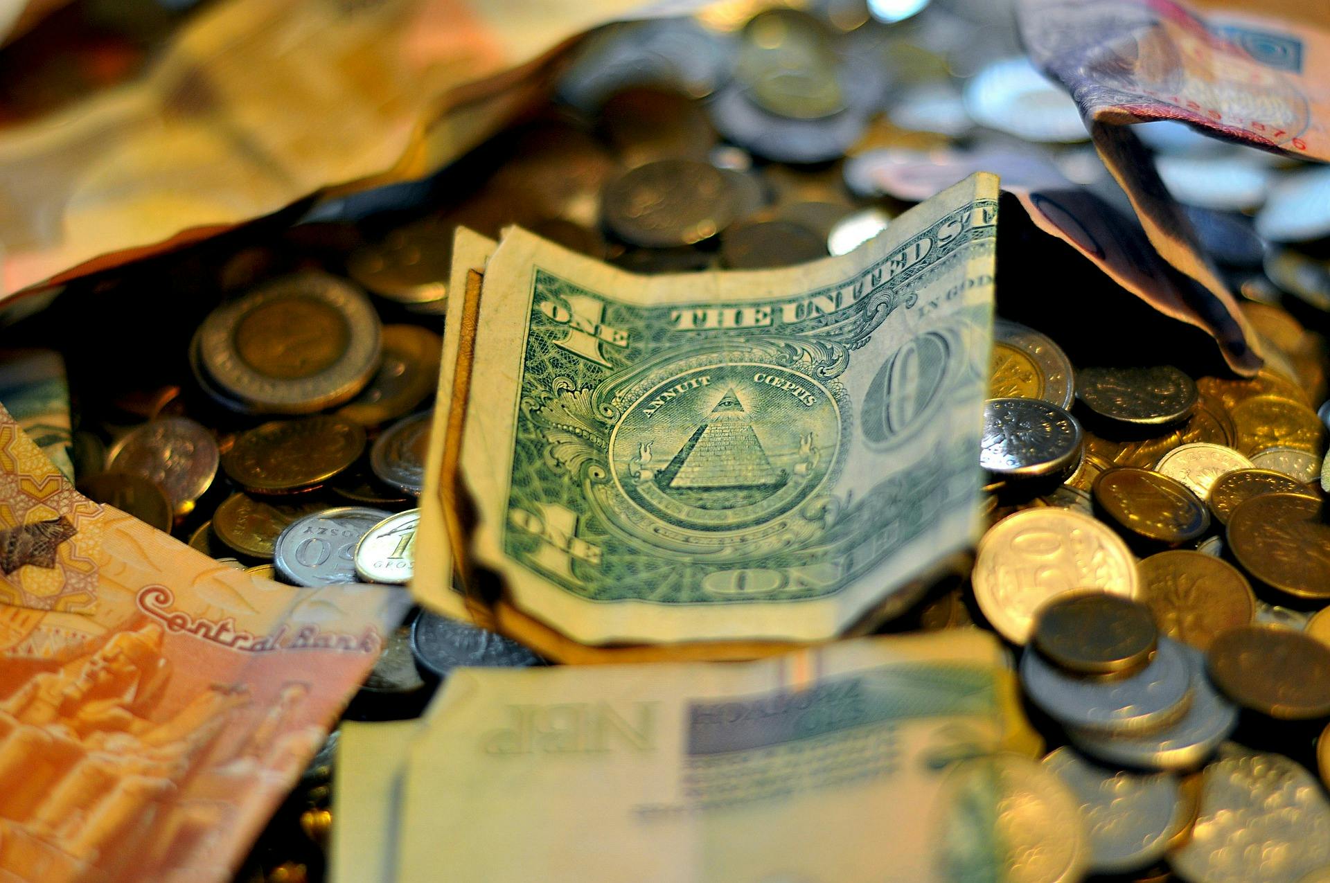 671a6d48750d5a4b9c0d2318 Money932401 1920