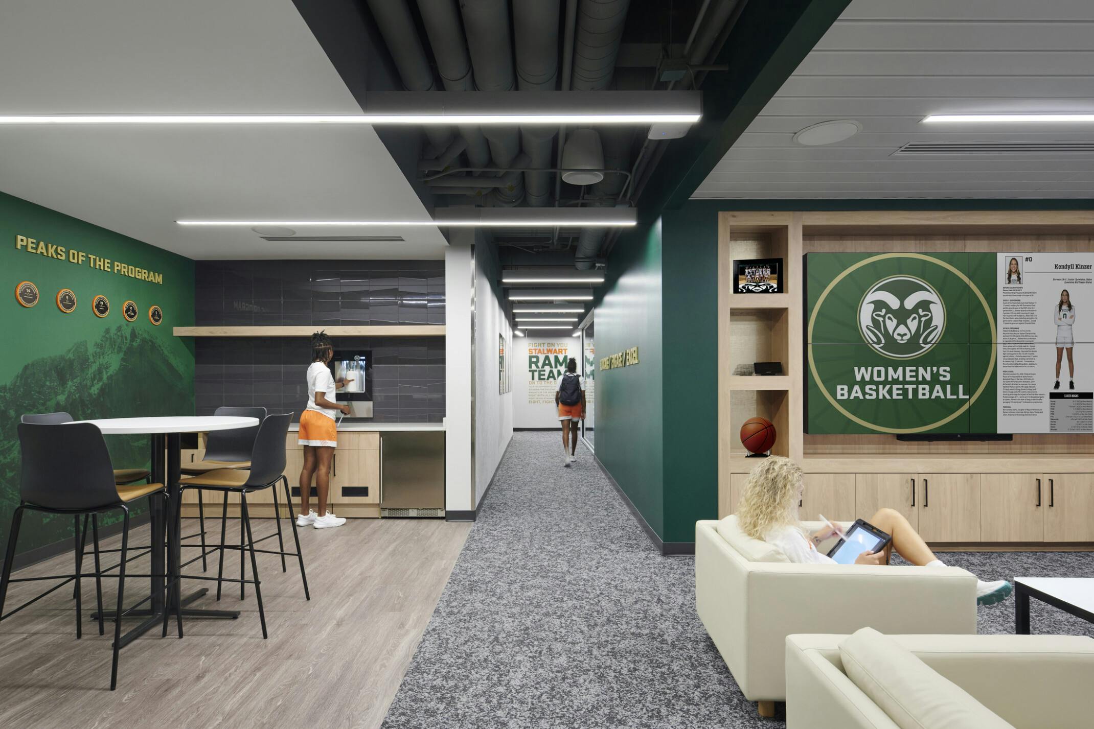 Photo courtesy DLR Group