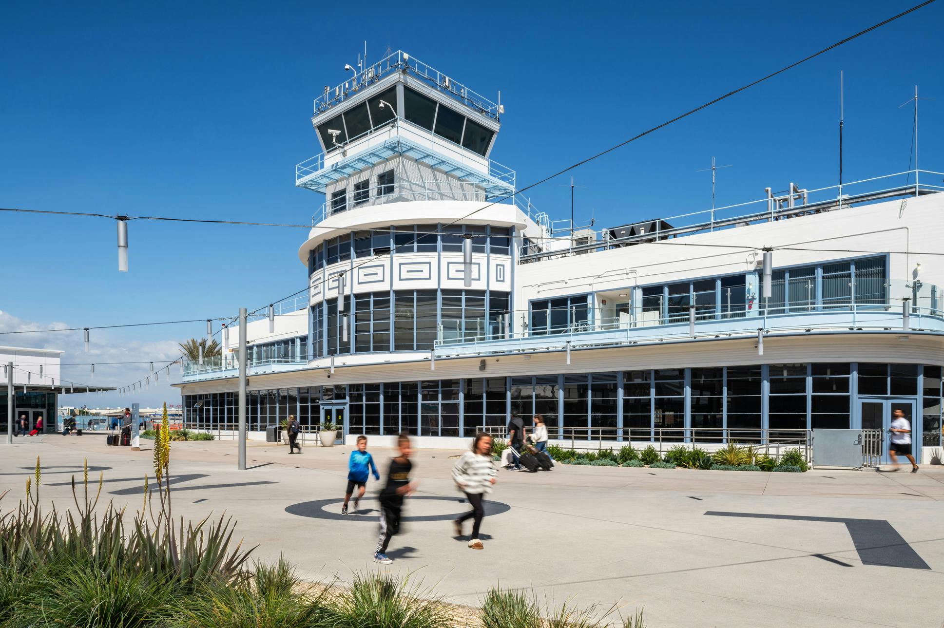 Long Beach Airport renovation. Photo courtesy Studio One Eleven