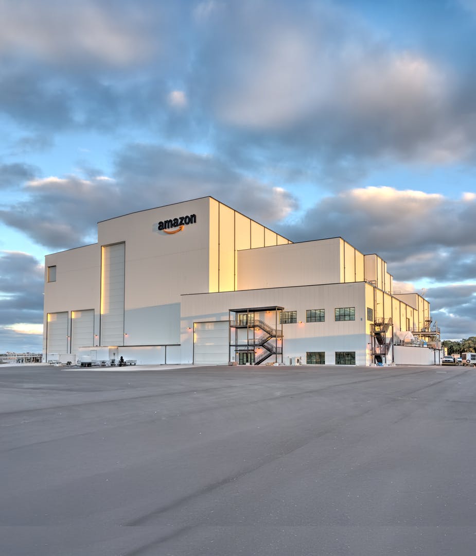100,000-sf Amazon Kuiper Payload Processing Facility at Kennedy Space Center, Cape Canaveral, Fla., Photo courtesy BRPH and Amazon