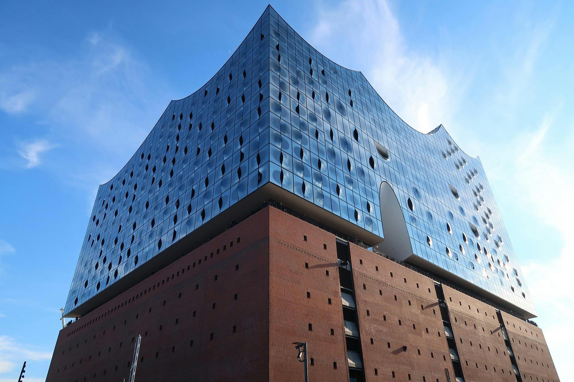 Image by JoeChow5499 from Pixabay