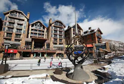 1651069741569 Snow2 1651069741569 Snow2