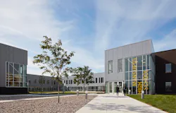 1652201013737 Mansueto Hero Front 1000 1652201013737 Mansueto Hero Front 1000