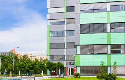 1652288204744 B 1015 Buzz Greenbuilding