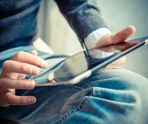 1652288602830 B 0415 Newsfeed Tablet