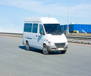 1652317940604 Greenairportshuttle