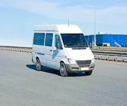 1652317940604 Greenairportshuttle 1652317940604 Greenairportshuttle