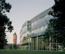 B_0809_Newsworthy4 B_0809_Newsworthy4