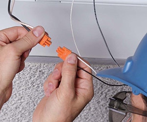 B_0913_ProductsServices7