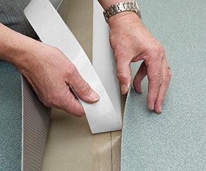 1652333222232 B 0415 Products Altro