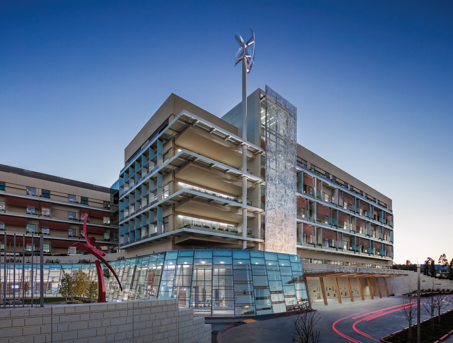 The Lucile Packard Children&rsquo;s Hospital Stanford is one of the world's most sustainable children&rsquo;s healthcare centers. The Palo Alto, California facility has provided state-of-the-art care to critically ill children since 1991. Its new expansion by Perkins&Will, which opened in 2017, achieved audacious goals in energy performance, water conservation, family amenities and educational opportunities for children.