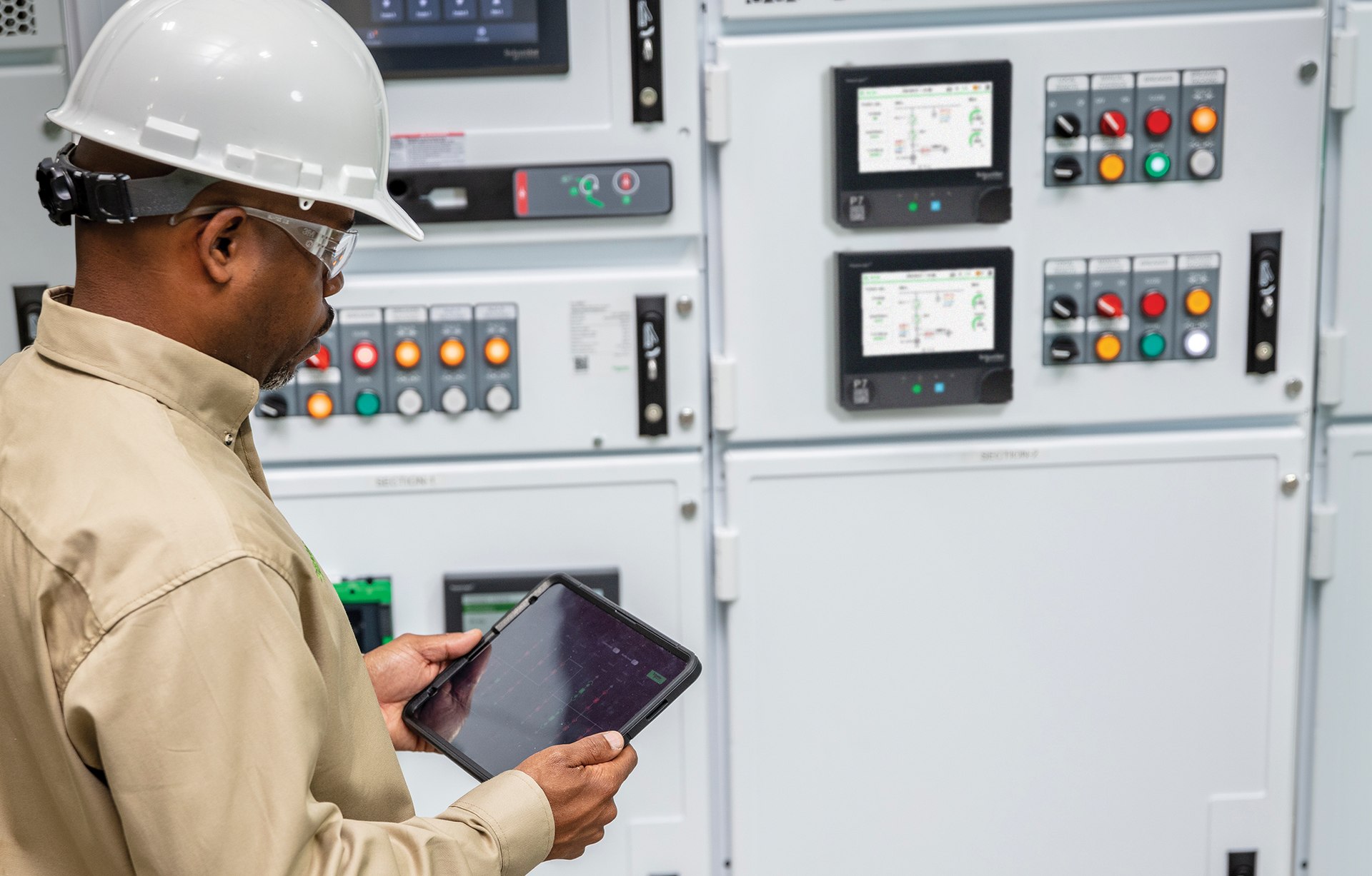 Schneider Electric Power Logic P7 Image 646e57847eb94