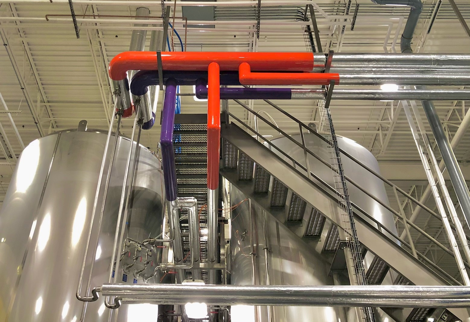 Sufficient levels of insulation on mechanical pipes can support energy efficient processes.