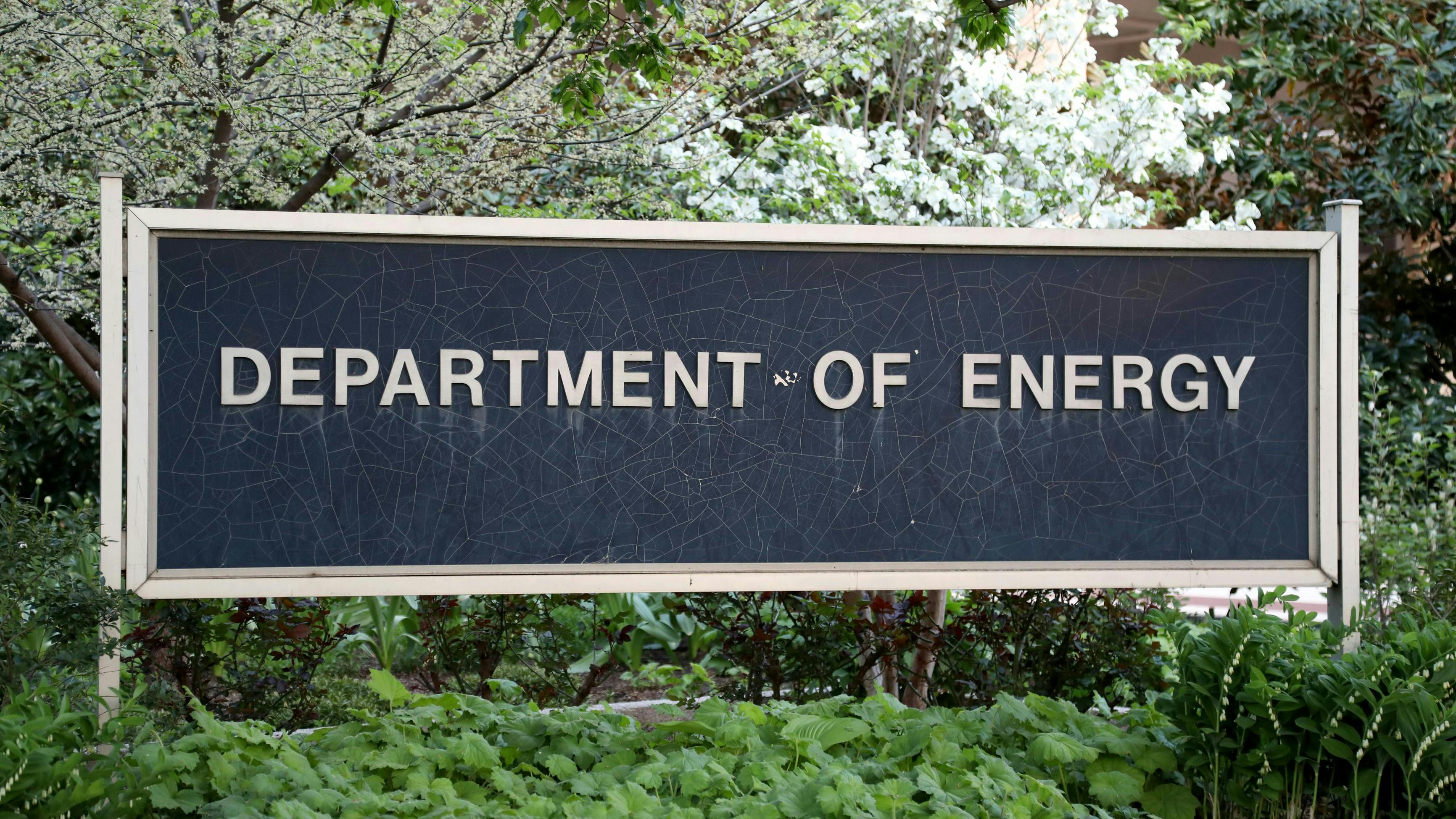 663918183955fa0008283321 Departmentofenergyphotojacktadedreamstime