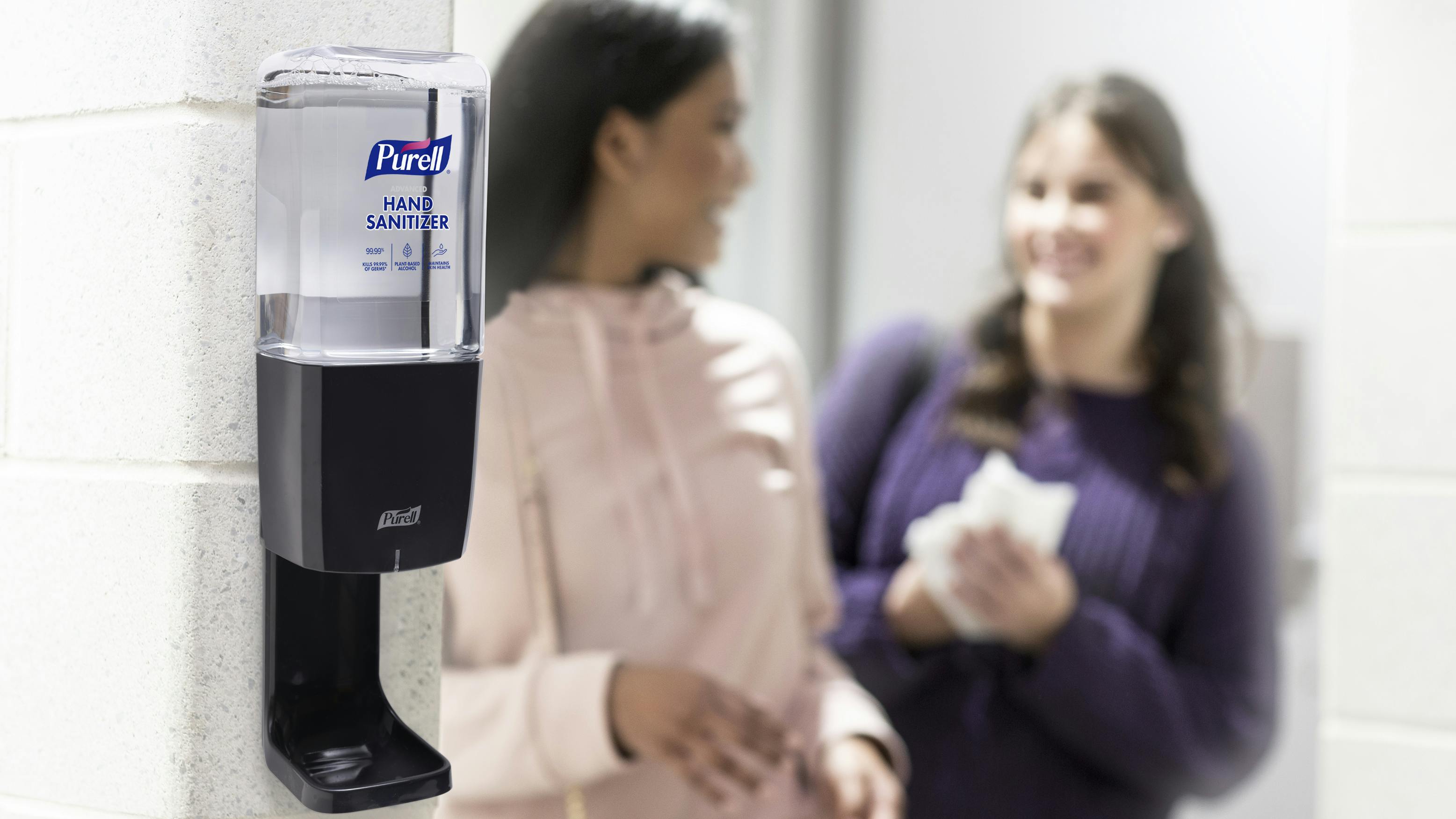 66b3d45833032b4e3a52fa45 Gojo Purell Es10 College Restroom Exit