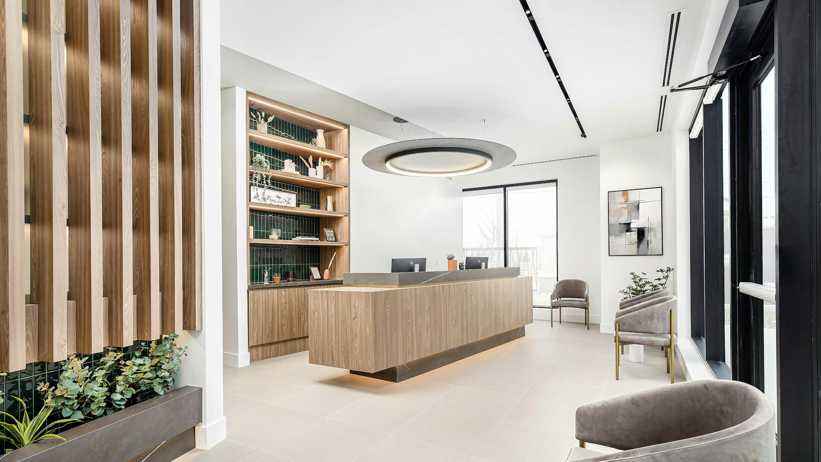 wac_ventrix_reception_area_7023_6x9_300dpi