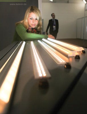 677ead5ec10da67496811887 1509ledsf3 Fig1