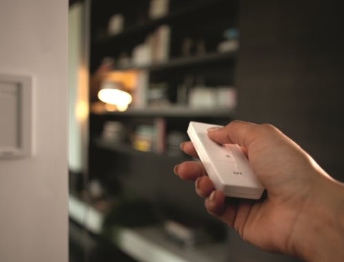 Philips Lighting adds dimmer control for ZigBee-based Hue LED lamps