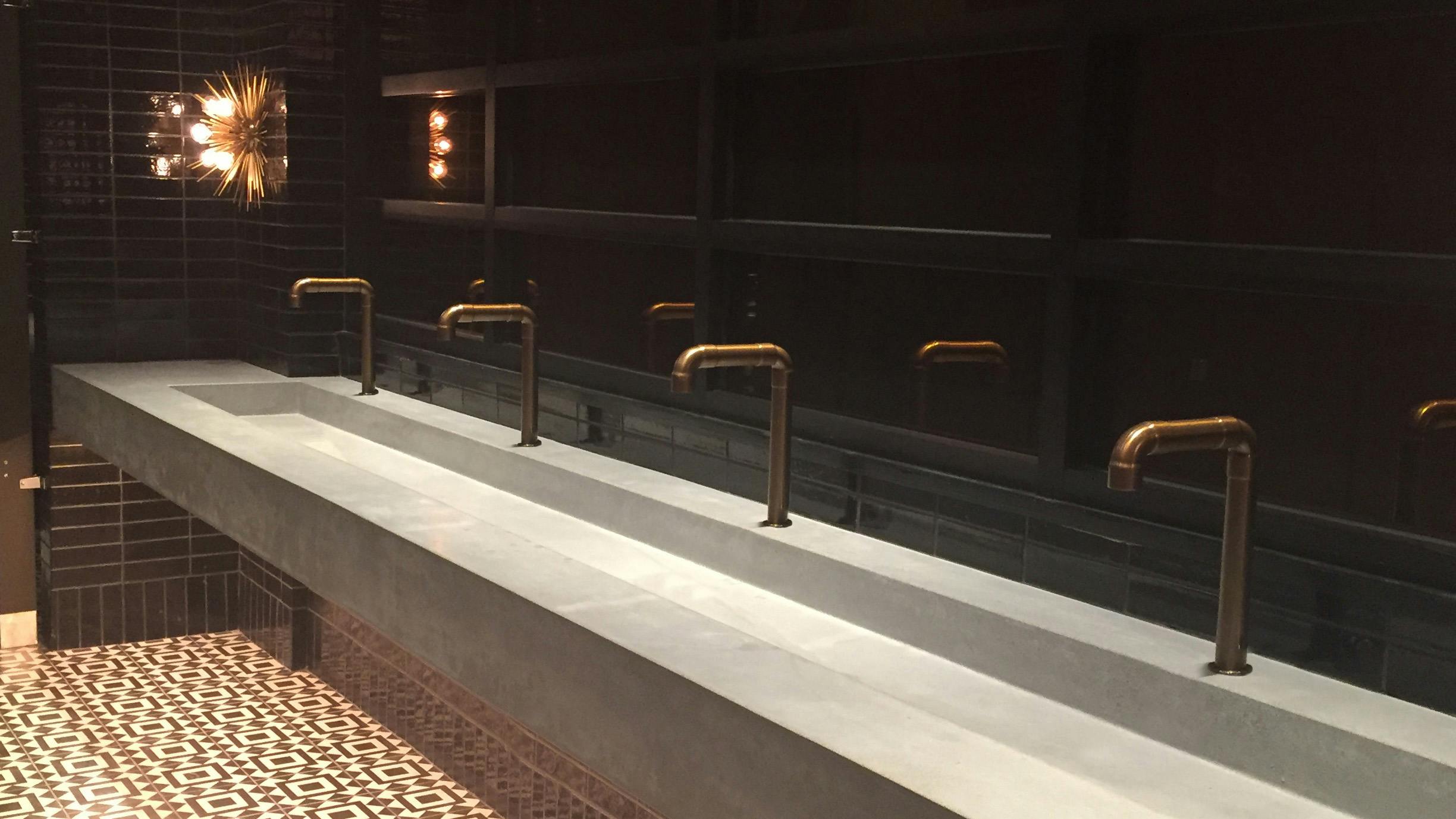 67882c613c0b4d48634f01de Sonoma Forge Sanshands Faucet