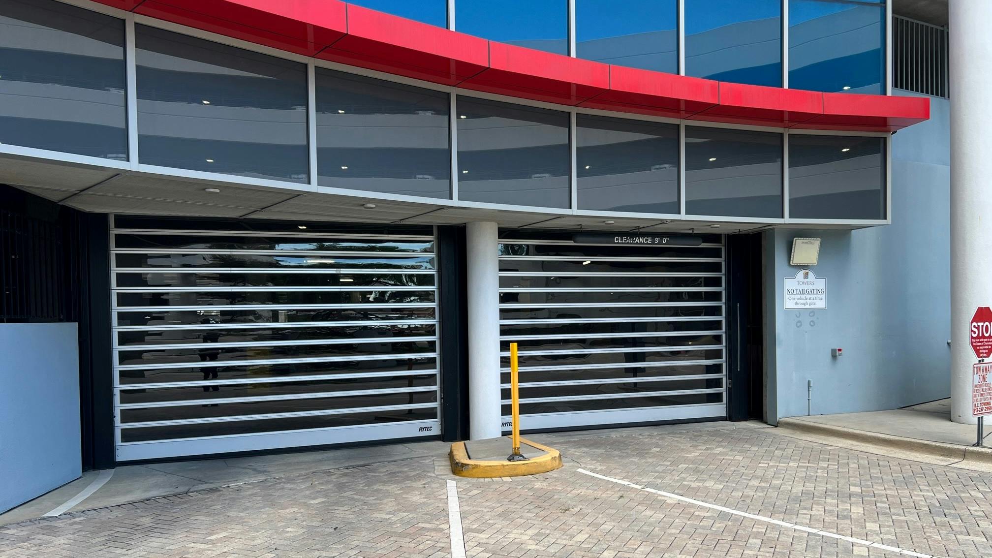 The right overhead door makes all the difference when you&rsquo;re trying to conserve energy in your enclosed parking area.